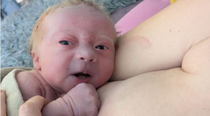 ET+10, Nierenstein & ein Bad voller Fruchtwasser – Die Alleingeburt meines vierten Kindes